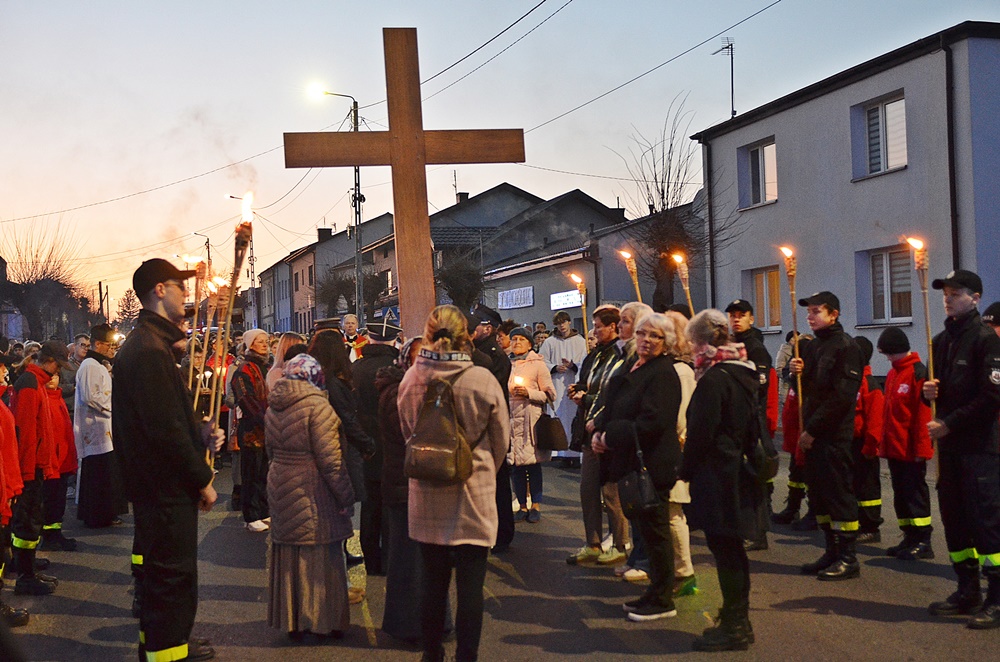 Droga Krzyżowa ulicami miasta