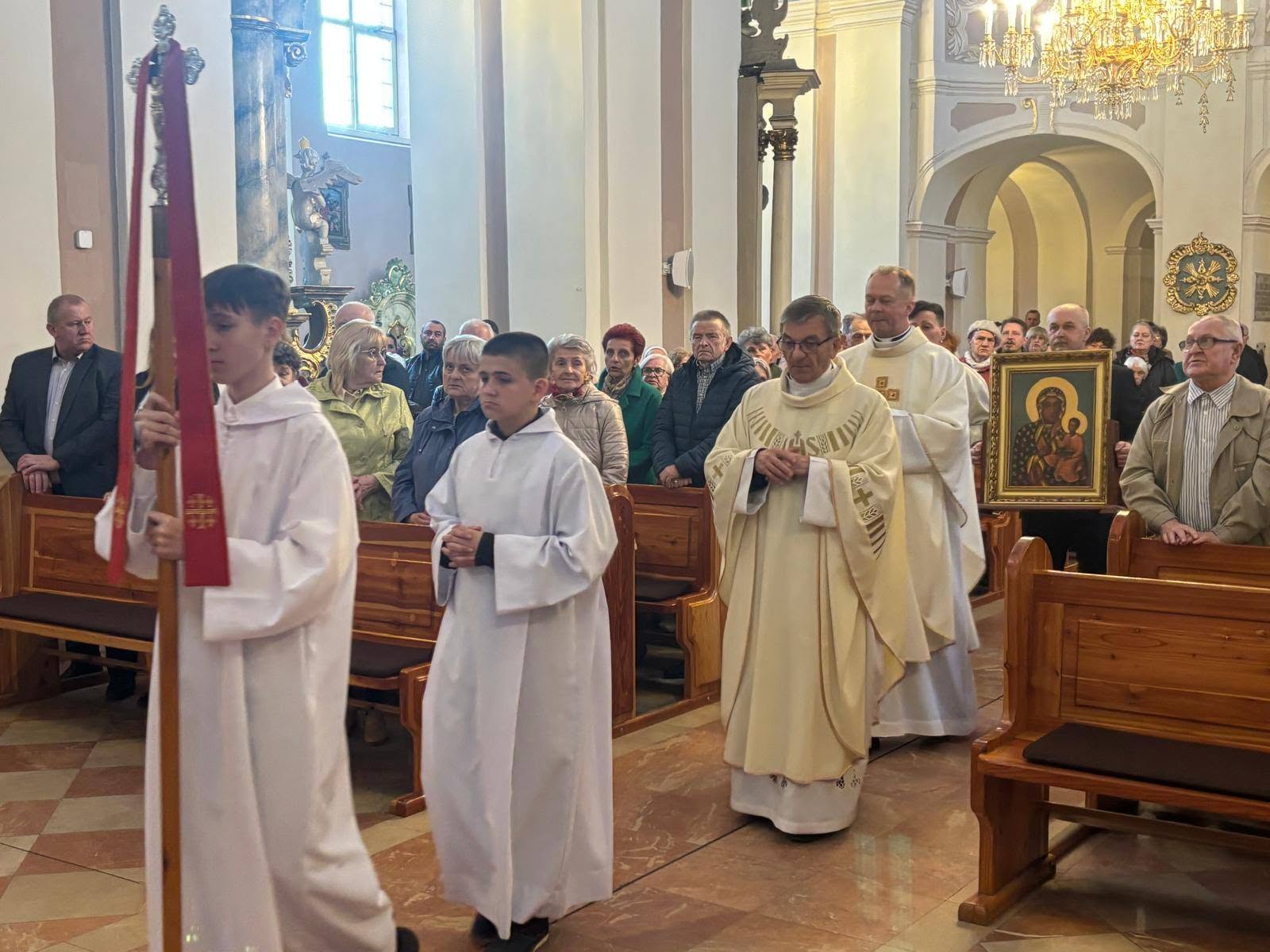 Mieszkańcy Cząstkowa Łubno dziękowali za łaski nawiedzenia