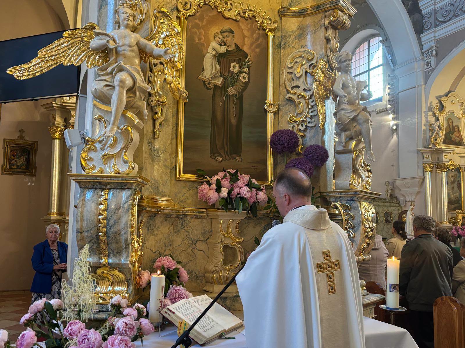 Uroczystość „powitania” ołtarza św. Antoniego